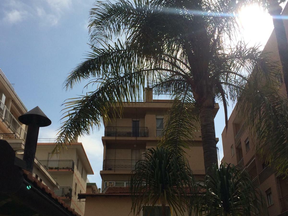 Ocean Apartment Bordighera Exterior foto